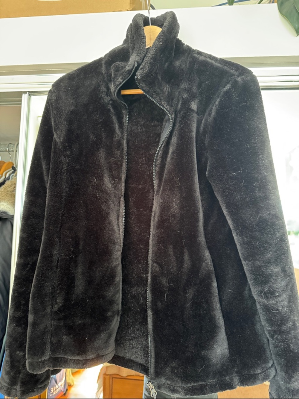 Plush Faux Fur Zip-Front Jacket - Black